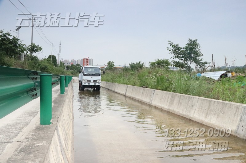 東風四驅卡車,小四驅底盤,右舵卡車,右舵車出口,右舵輕卡