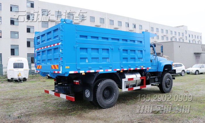 東風尖頭自卸車,13方渣土車,東風四驅卡車,工地自卸車,長頭卡車出售