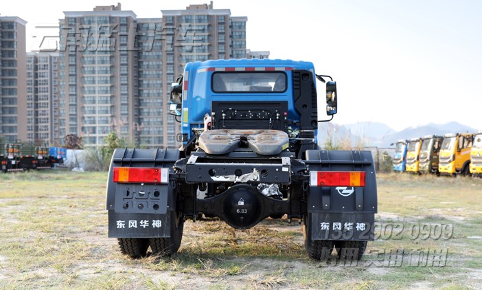 東風(fēng)牽引頭教練車,平頭教練車,牽引半掛車駕照,A2駕照考試車,4*2考場拖頭