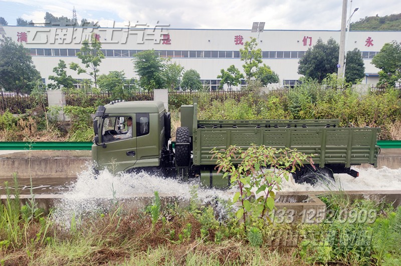 東風四驅(qū)六驅(qū),越野卡車,東風卡車,出口卡車,東風車出口,車輛測試