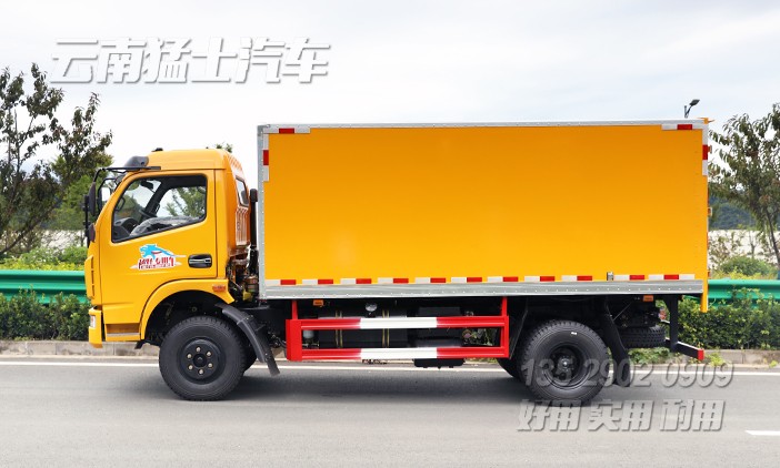 5噸廂式車,東風輕卡,集裝箱貨車,4*2小型廂式運輸車