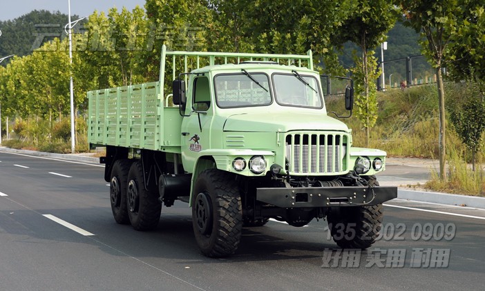 東風(fēng)245,六驅(qū)長(zhǎng)頭運(yùn)輸車,6x6越野卡車,東風(fēng)經(jīng)典老車,EQ2100出口直銷,加強(qiáng)型長(zhǎng)頭卡車