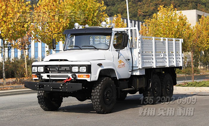 山地卡車,多功能山地卡車,全驅(qū)運(yùn)輸車,東風(fēng)EQ240,越野載貨汽車