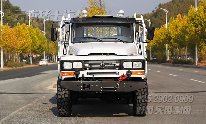 山地卡車,多功能山地卡車,全驅(qū)運(yùn)輸車,東風(fēng)EQ240,越野載貨汽車